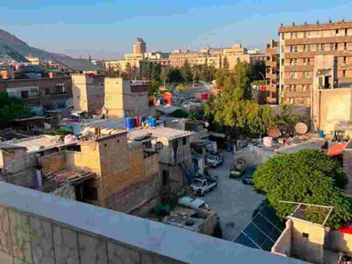 شقة 4 غرف 2 صالات 225م² طابق 2 مع فرش للإيجار