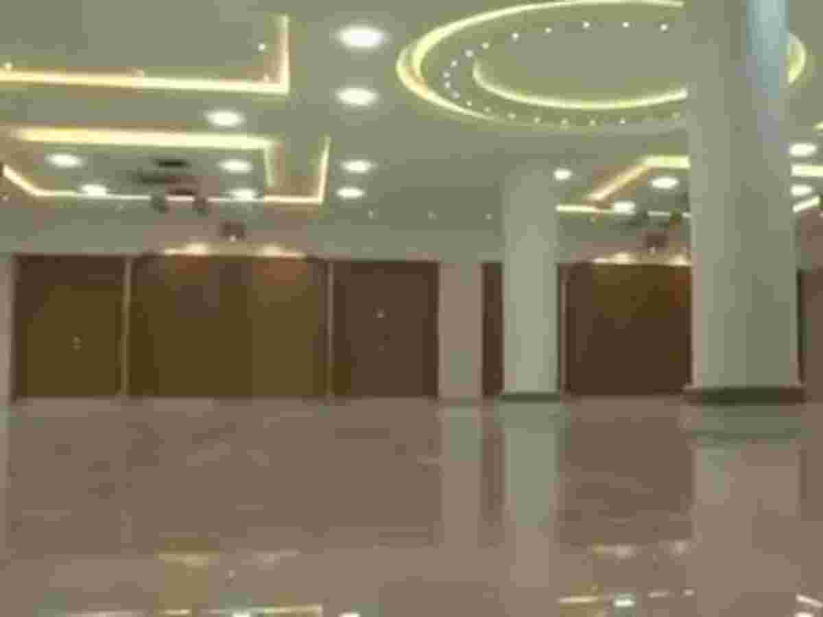 أخرى 300م² للبيع