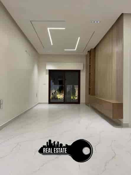 شقة 4 غرف 1 صالات 130م² للبيع