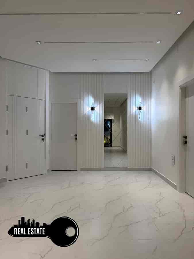 شقة 4 غرف 1 صالات 130م² للبيع