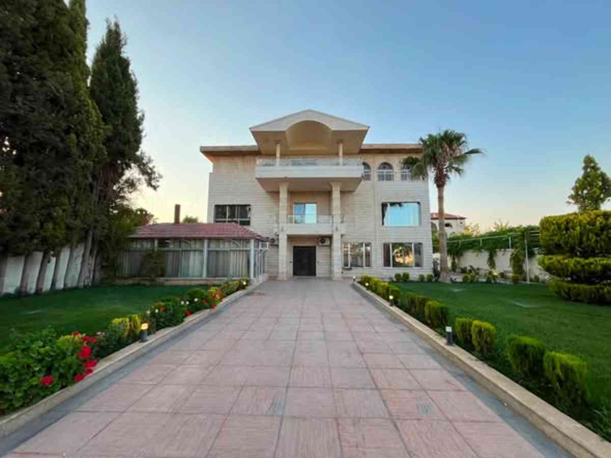 فيلا 5 غرف 1 صالات مع فرش للإيجار اليومي