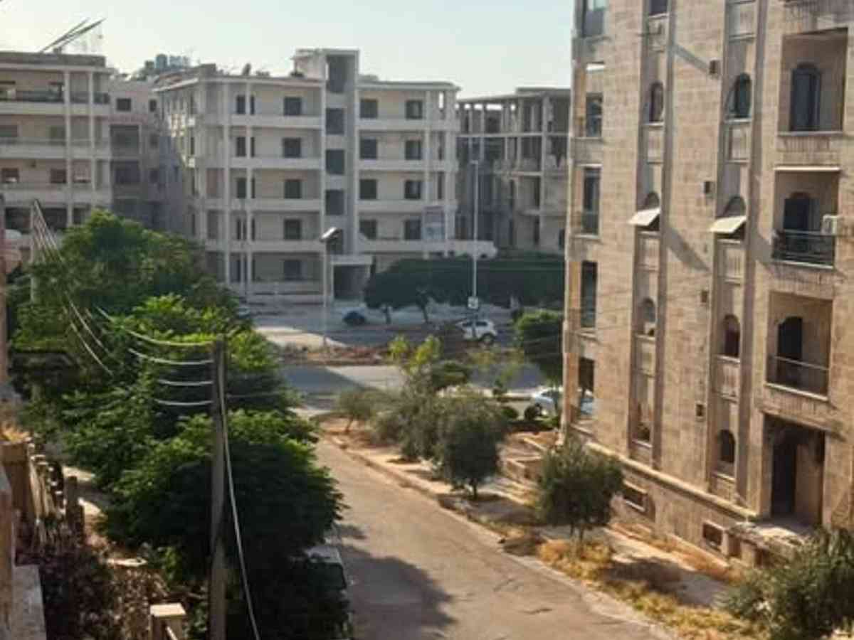 شقة 6 غرف 270م² طابق 2 مع فرش للبيع