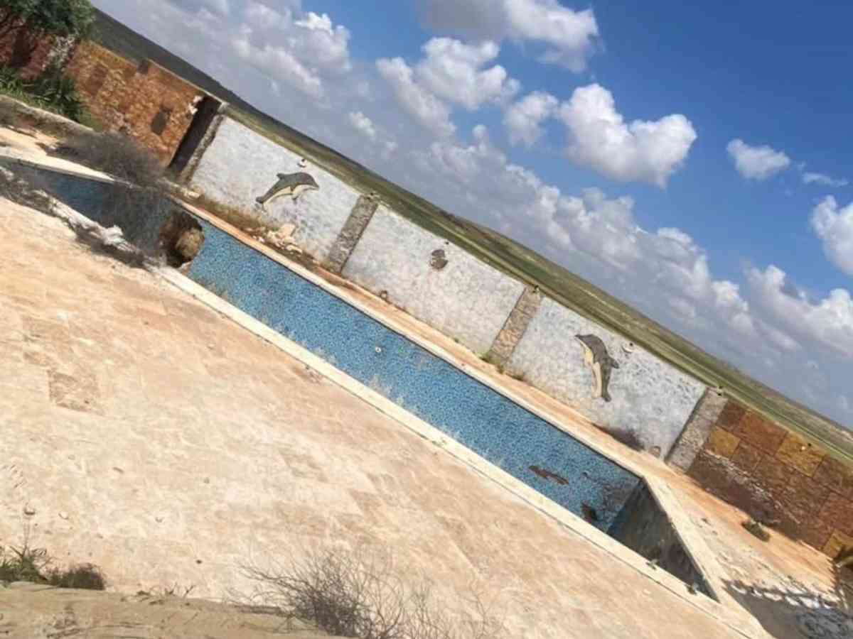 مزرعة 900م² للبيع