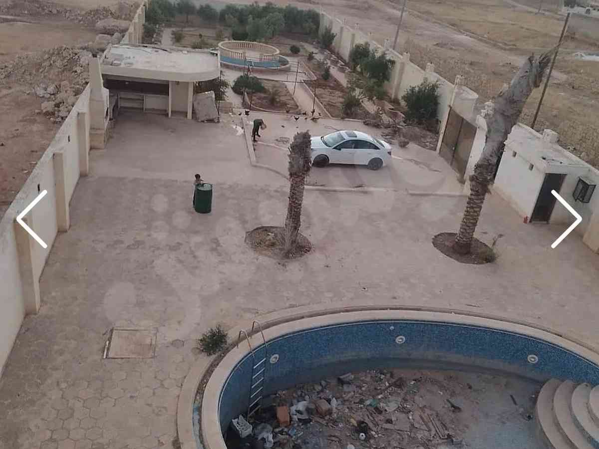 فيلا 5 غرف 2 صالات 300م² للبيع
