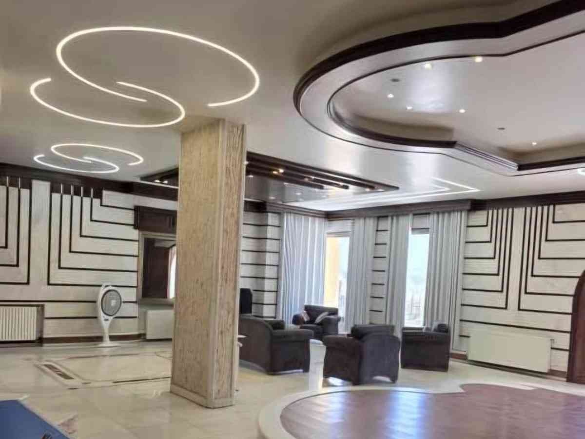 فيلا 5 غرف 4150م² مع فرش للبيع