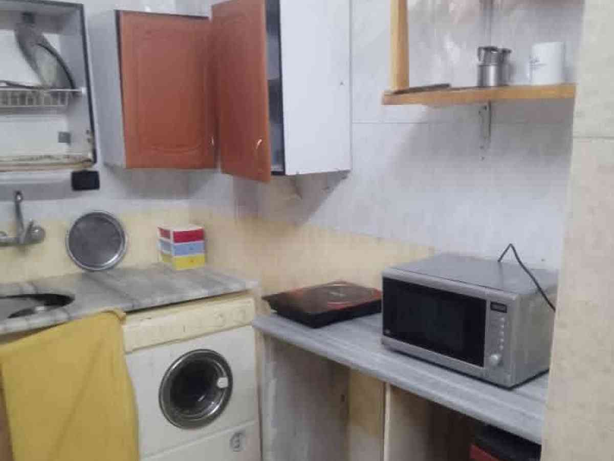 شقة 2 غرف 1 صالات طابق 2 مع فرش للإيجار