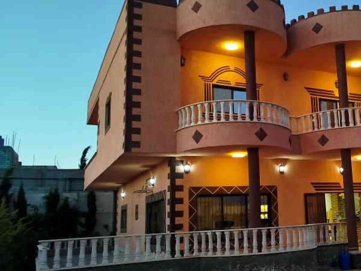 فيلا 4 غرف 1 صالات للإيجار اليومي