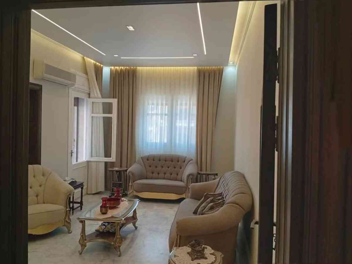 شقة 5 غرف 200م² طابق 2 للبيع