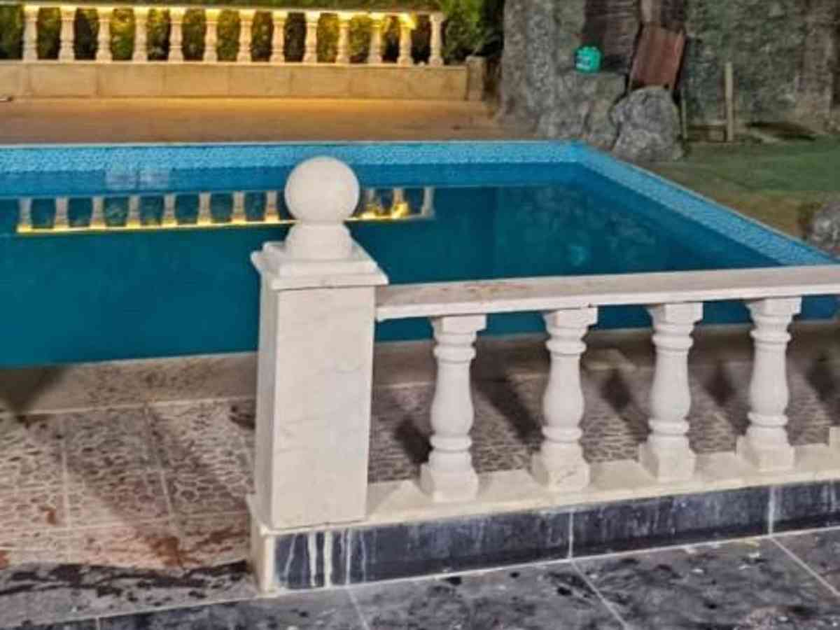 مزرعة 3 غرف 1000م² للبيع