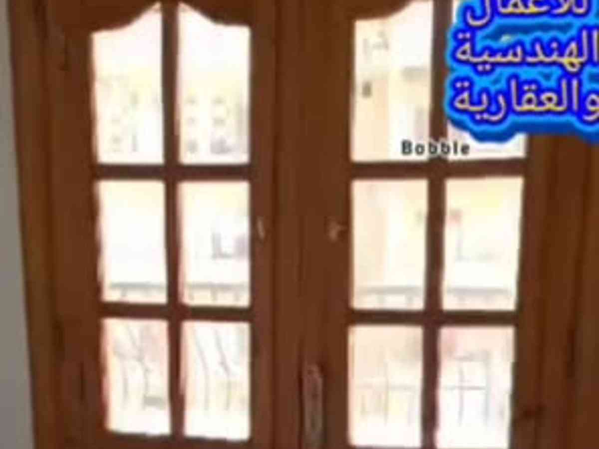 شقة 5 غرف طابق 3 للبيع