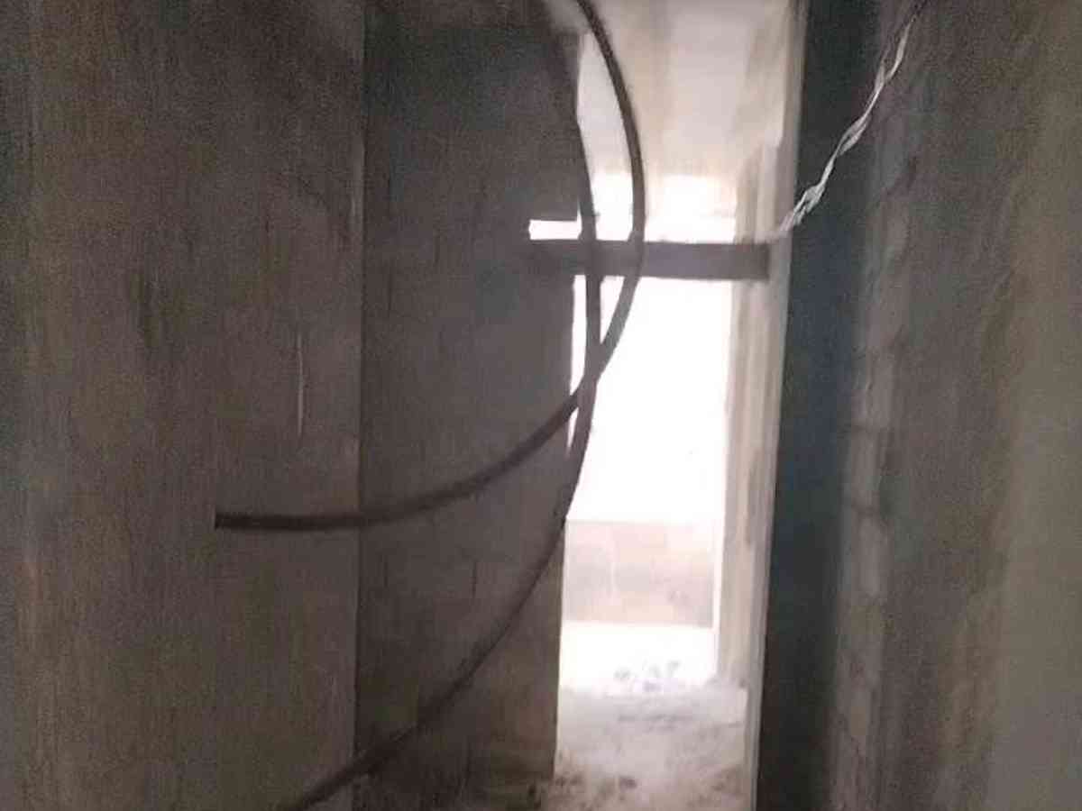 مكتب 2 غرف 35م² طابق 1 للبيع