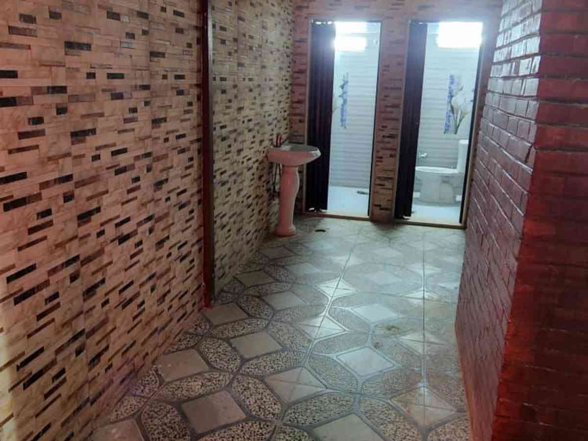 مزرعة 4 غرف 1 صالات 295م² طابق 1 للبيع