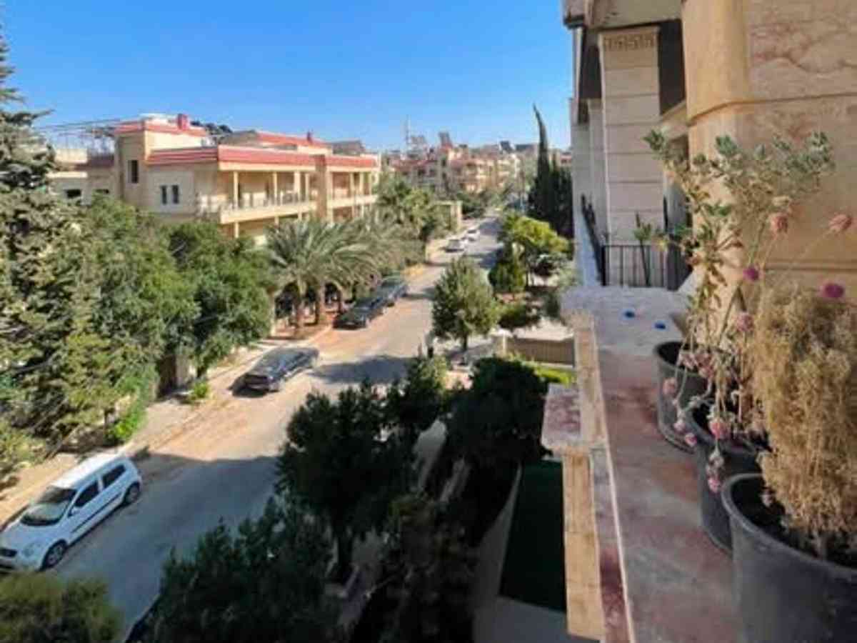 شقة 6 غرف مع فرش للإيجار
