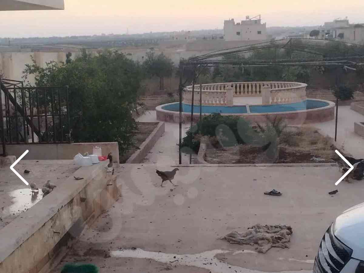 فيلا 5 غرف 2 صالات 300م² للبيع
