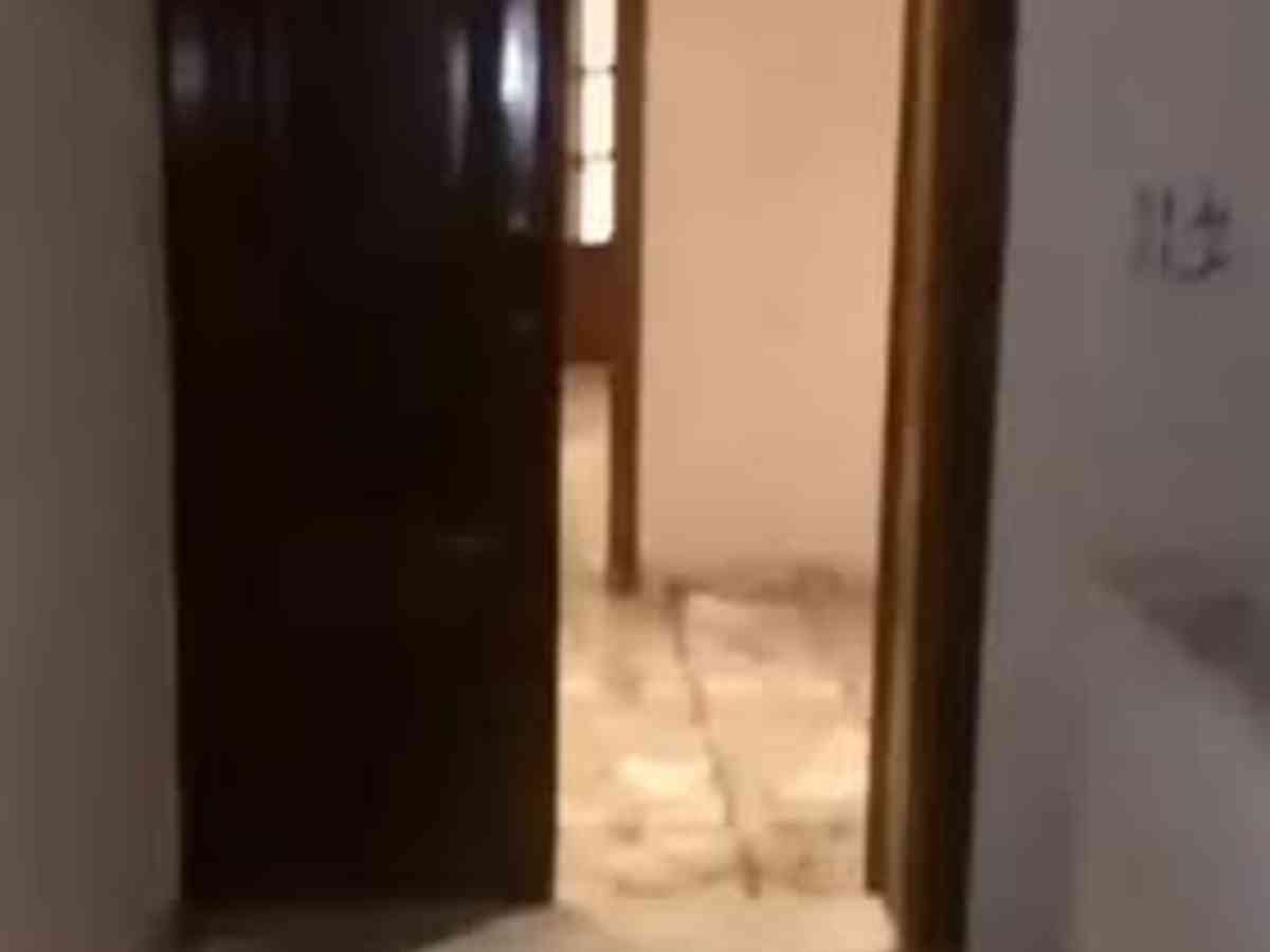 شقة 6 غرف 280م² طابق 1 للبيع