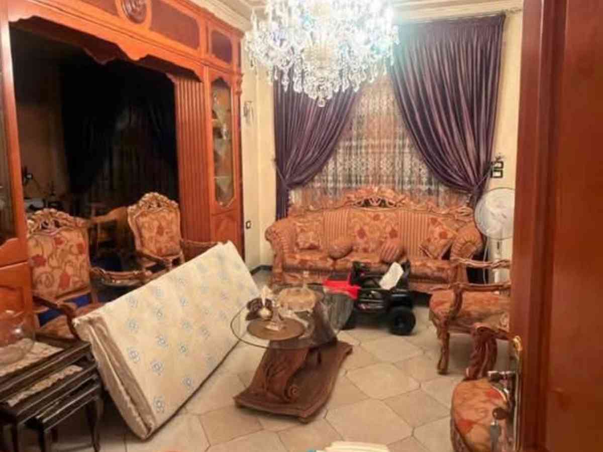 شقة 6 غرف 240م² طابق 1 للبيع