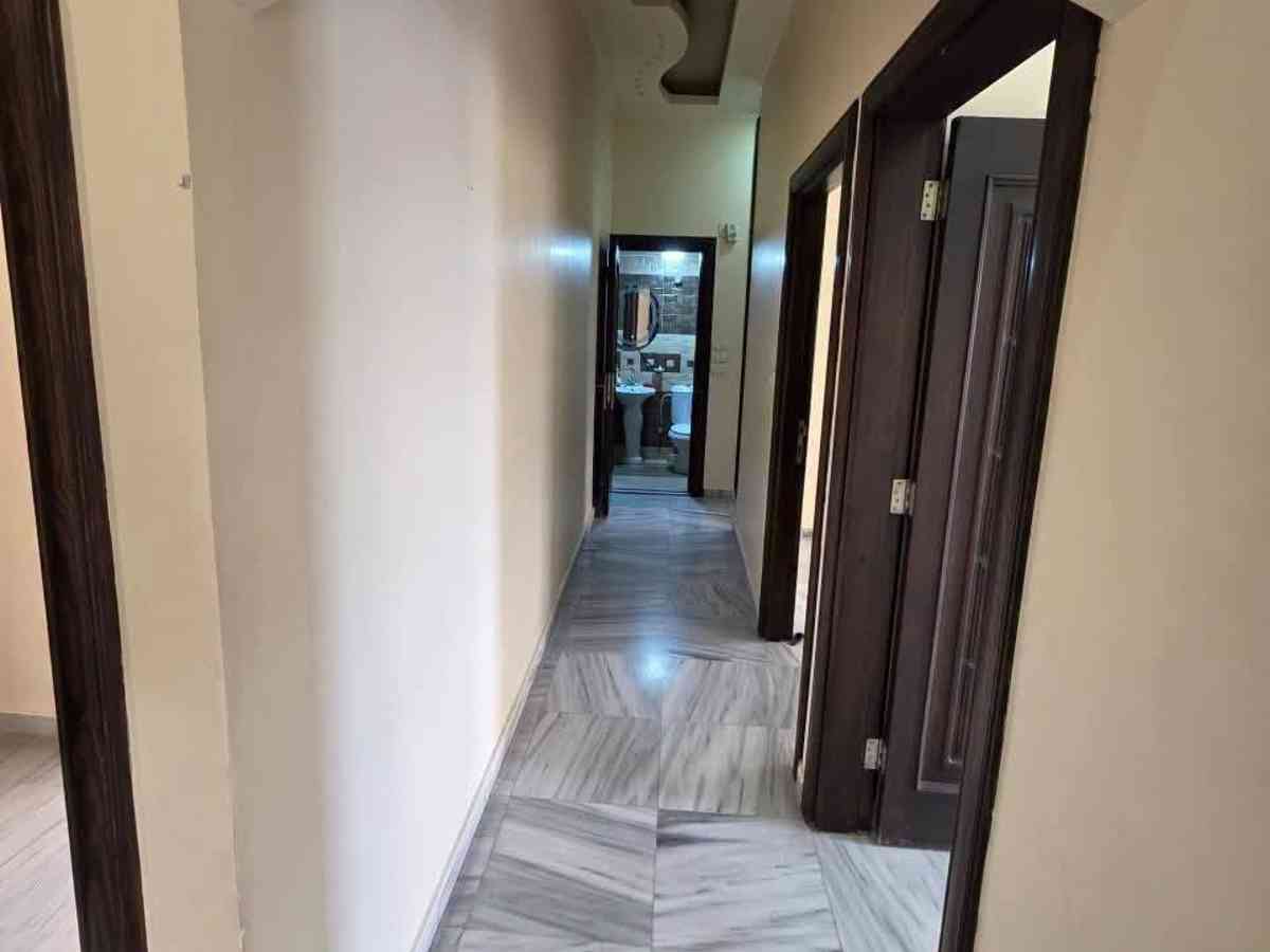شقة 4 غرف طابق 4 للإيجار