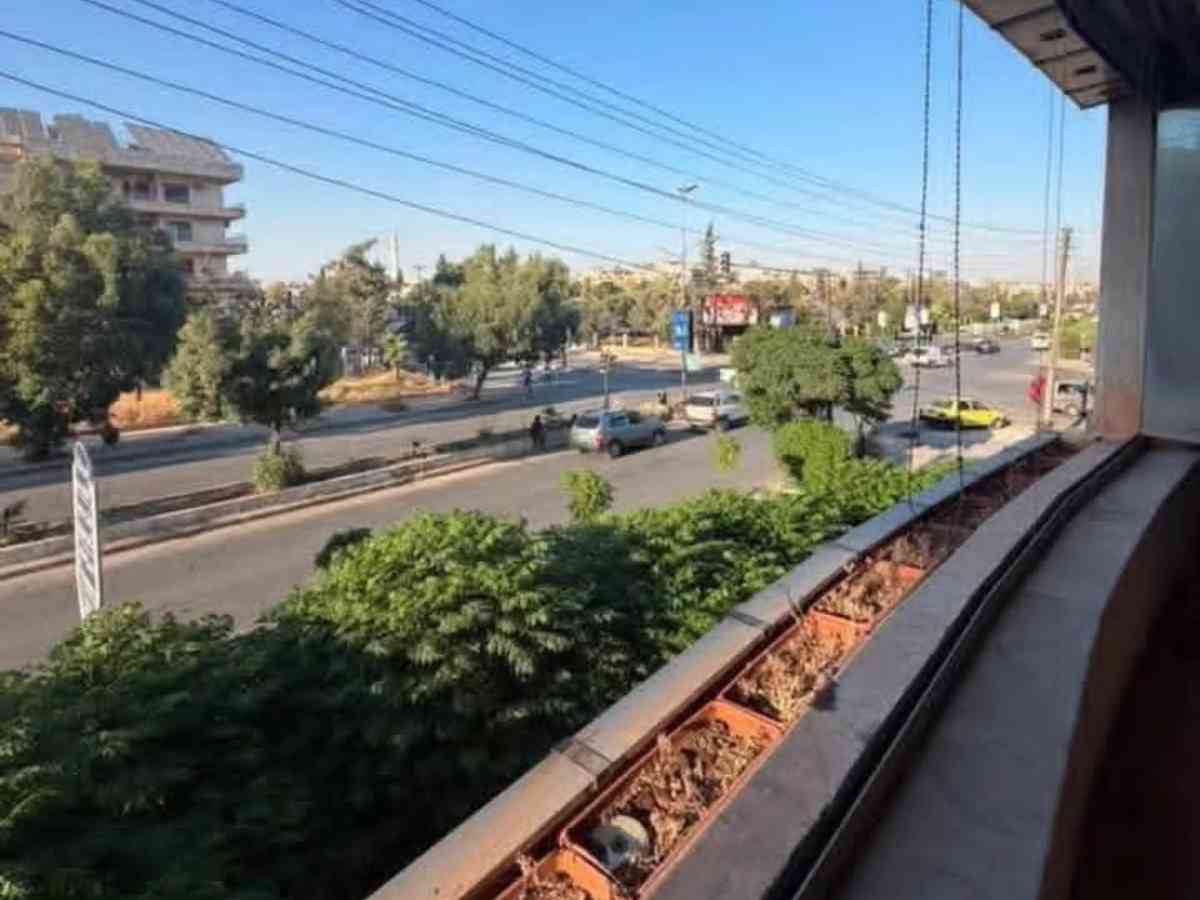 شقة 7 غرف 380م² طابق 1 للبيع