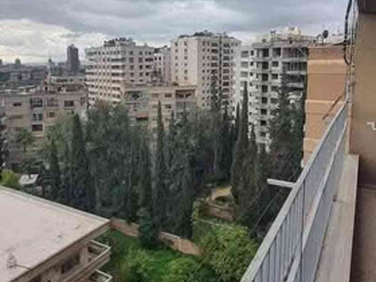 شقة 3 غرف 1 صالات 200م² طابق 5 للبيع