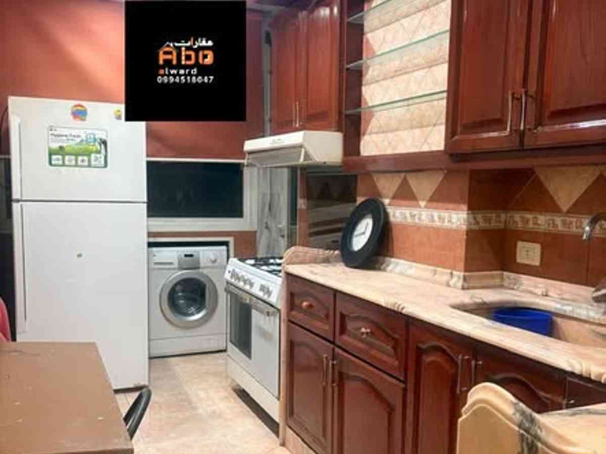 شقة 2 غرف 1 صالات 110م² طابق 1 مع فرش للإيجار