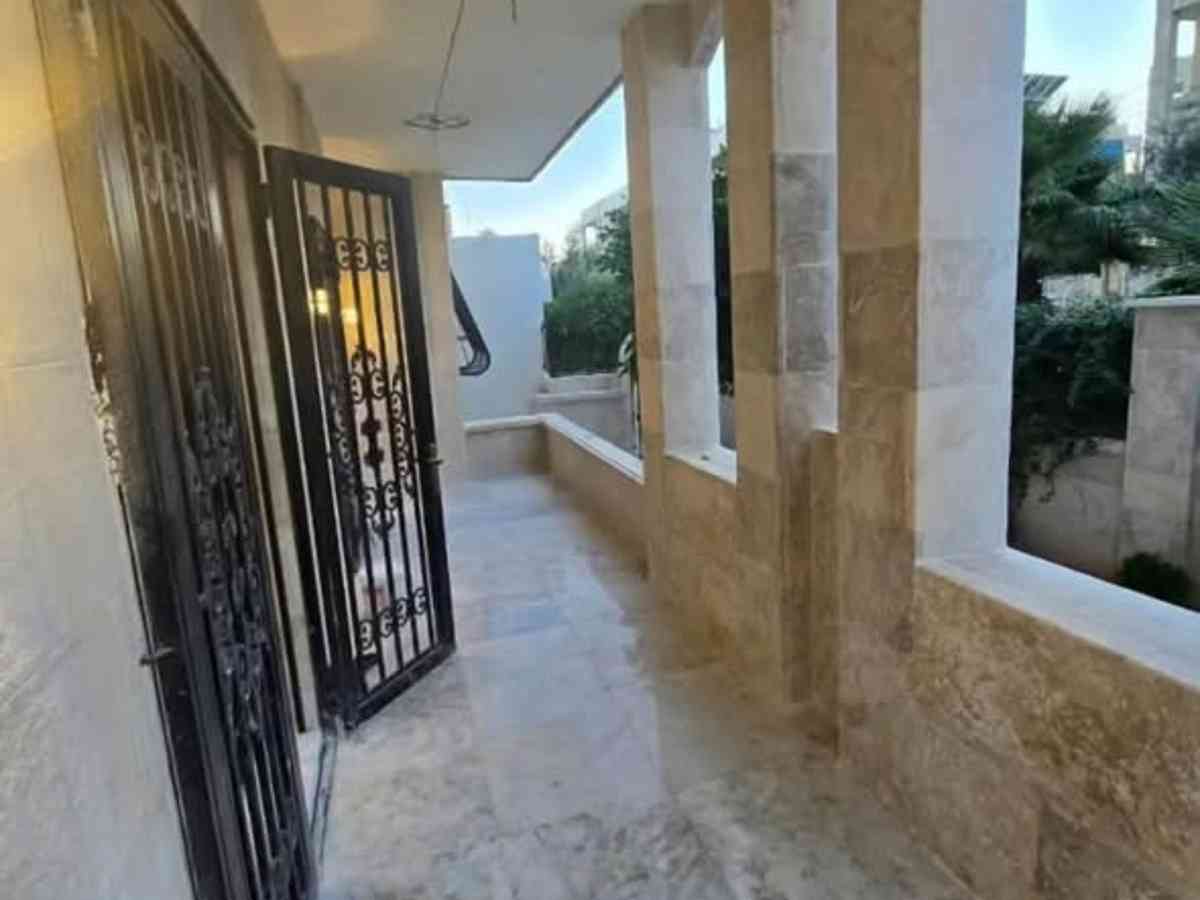 شقة 5 غرف للبيع