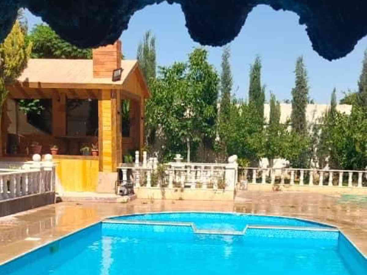 مزرعة 3 غرف 1000م² للبيع