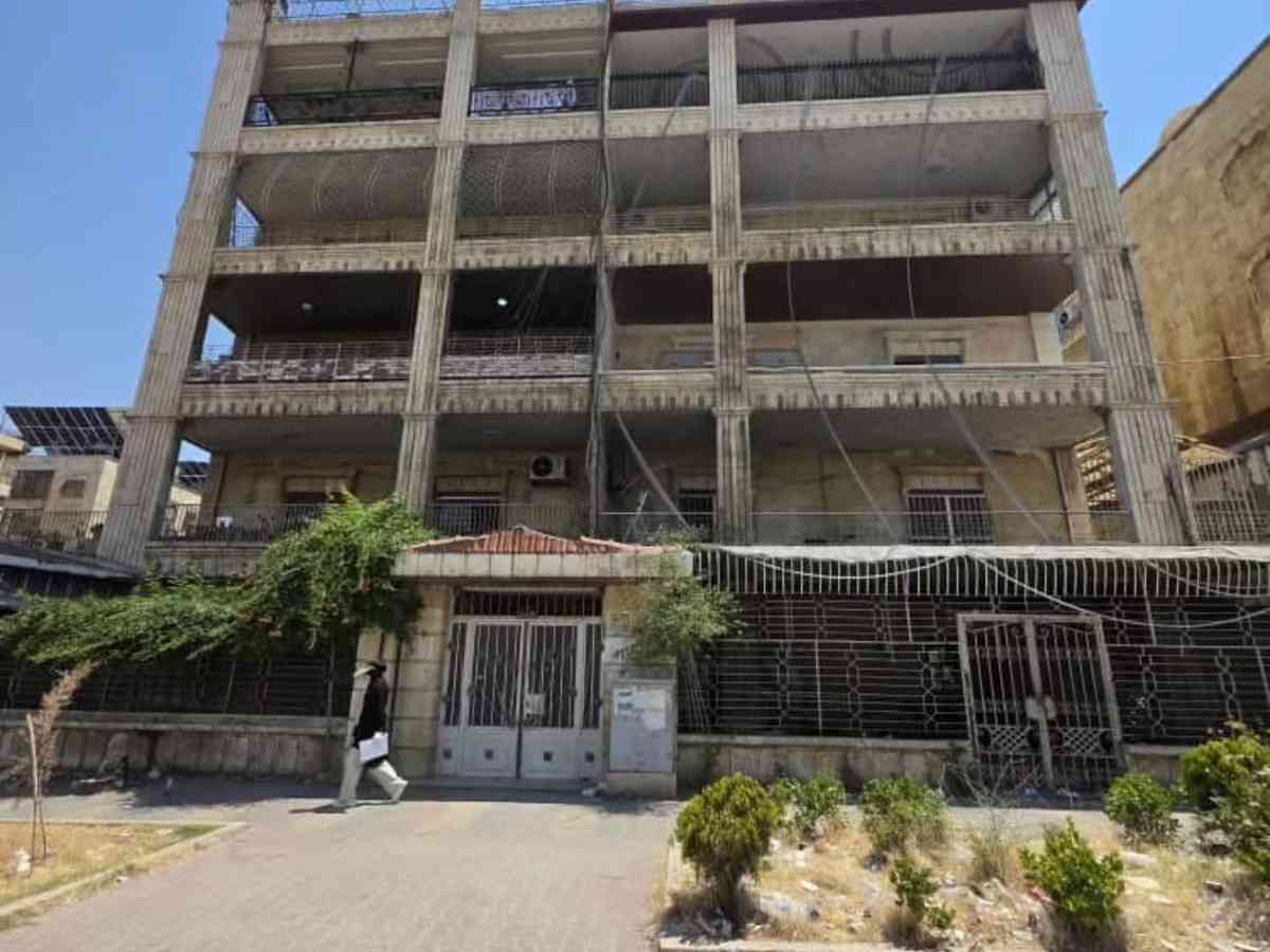 شقة 7 غرف 350م² طابق 2 للبيع