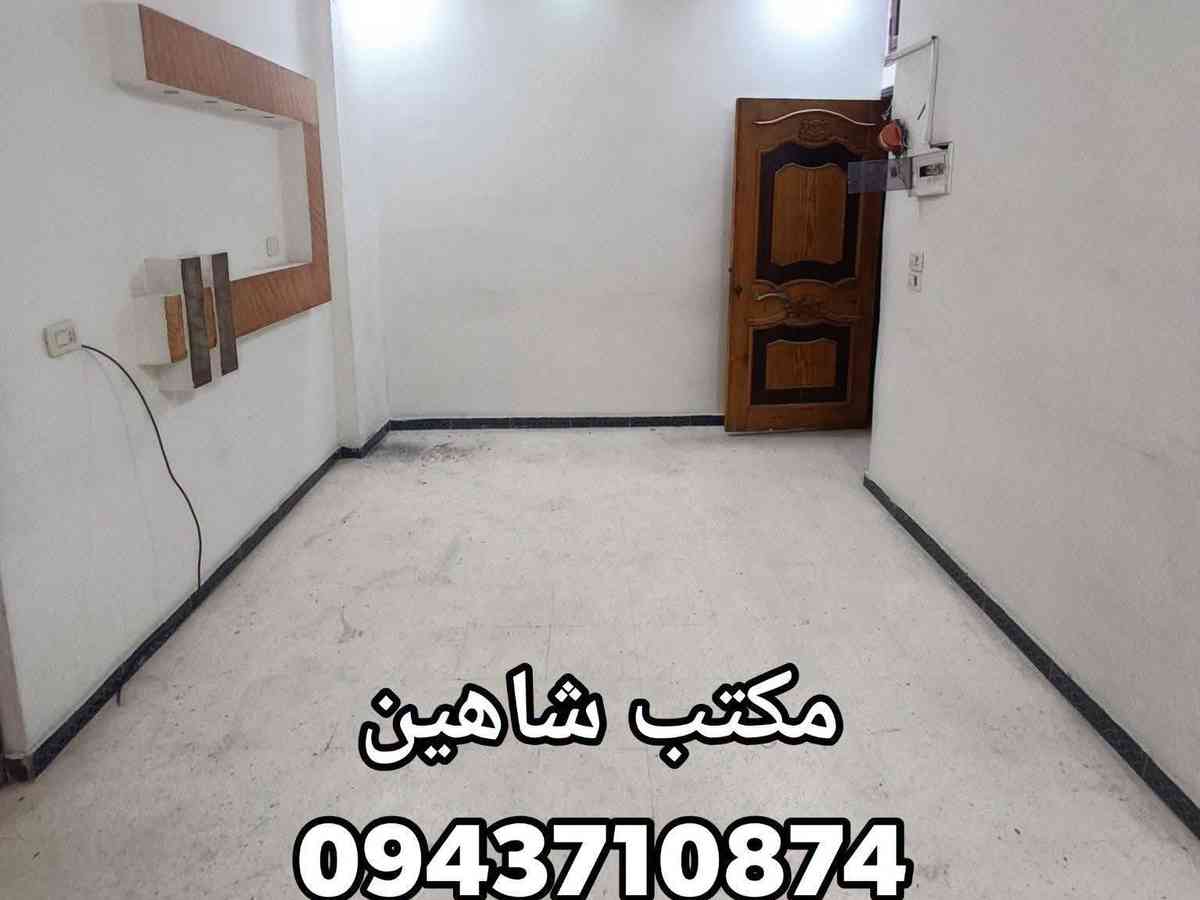 شقة 2 غرف 1 صالات 70م² طابق 2 مع فرش للبيع