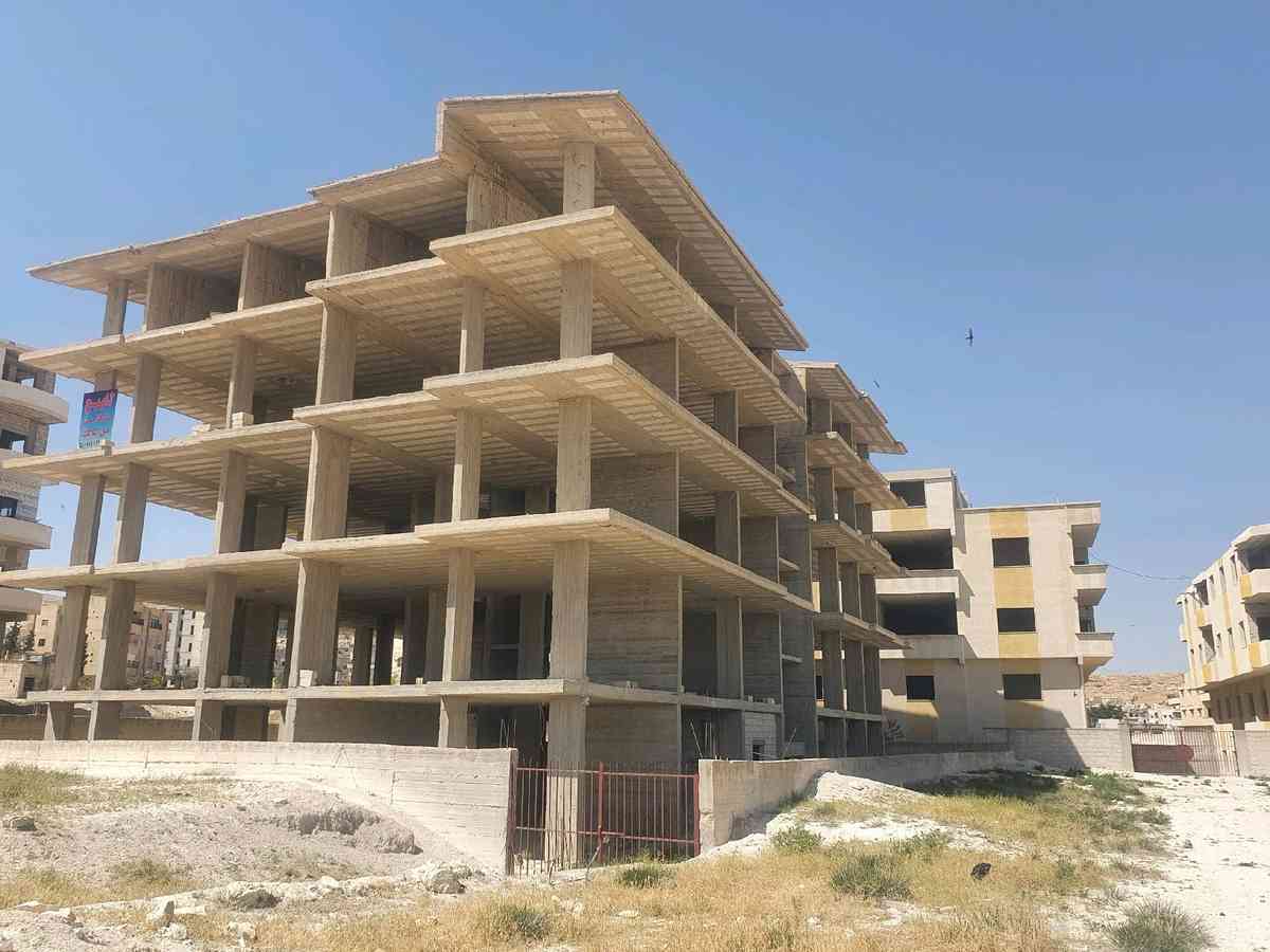 بناء 4 غرف 3500م² للبيع