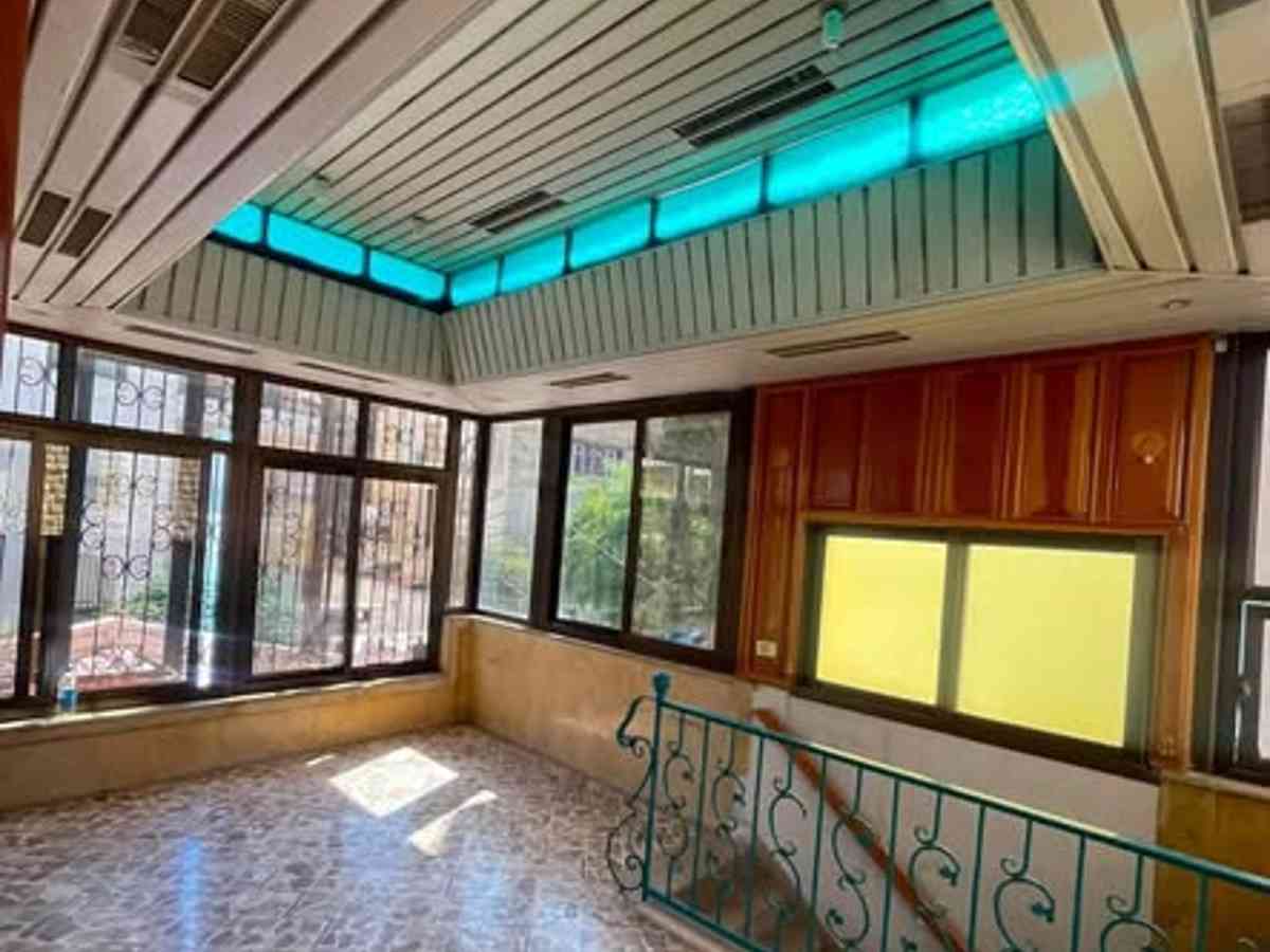 شقة 7 غرف طابق 1 للإيجار