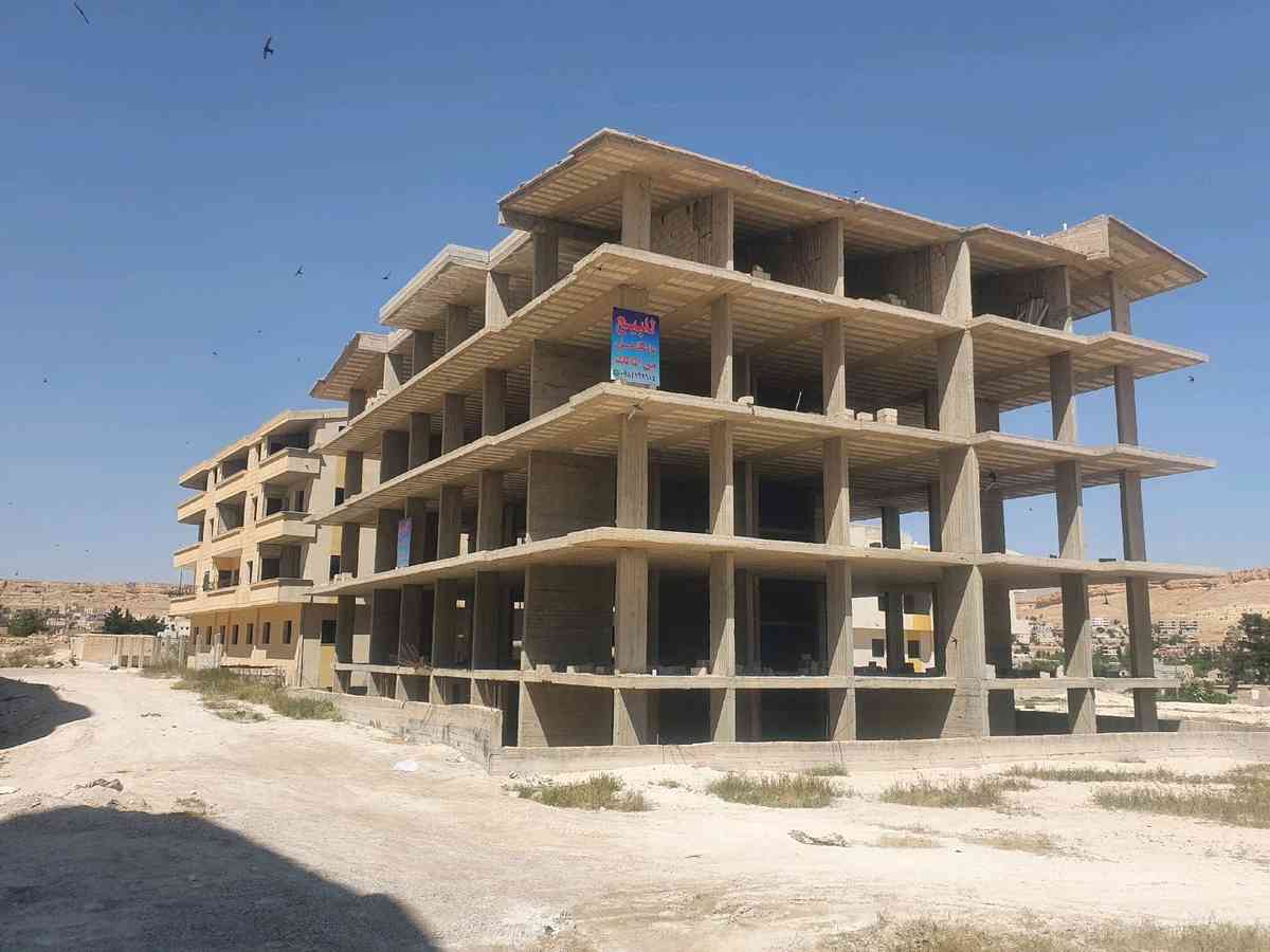 بناء 4 غرف 3500م² للبيع