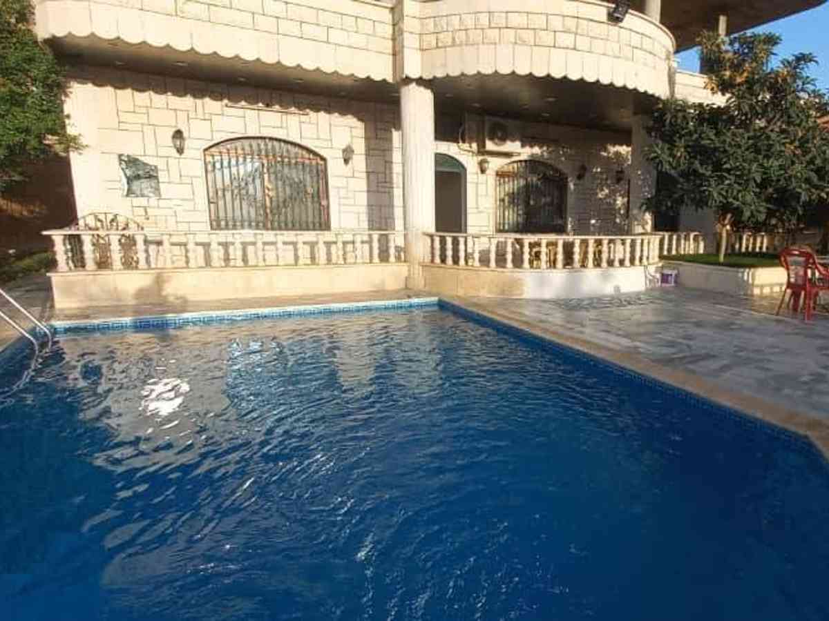 فيلا 4 غرف 1 صالات للإيجار اليومي
