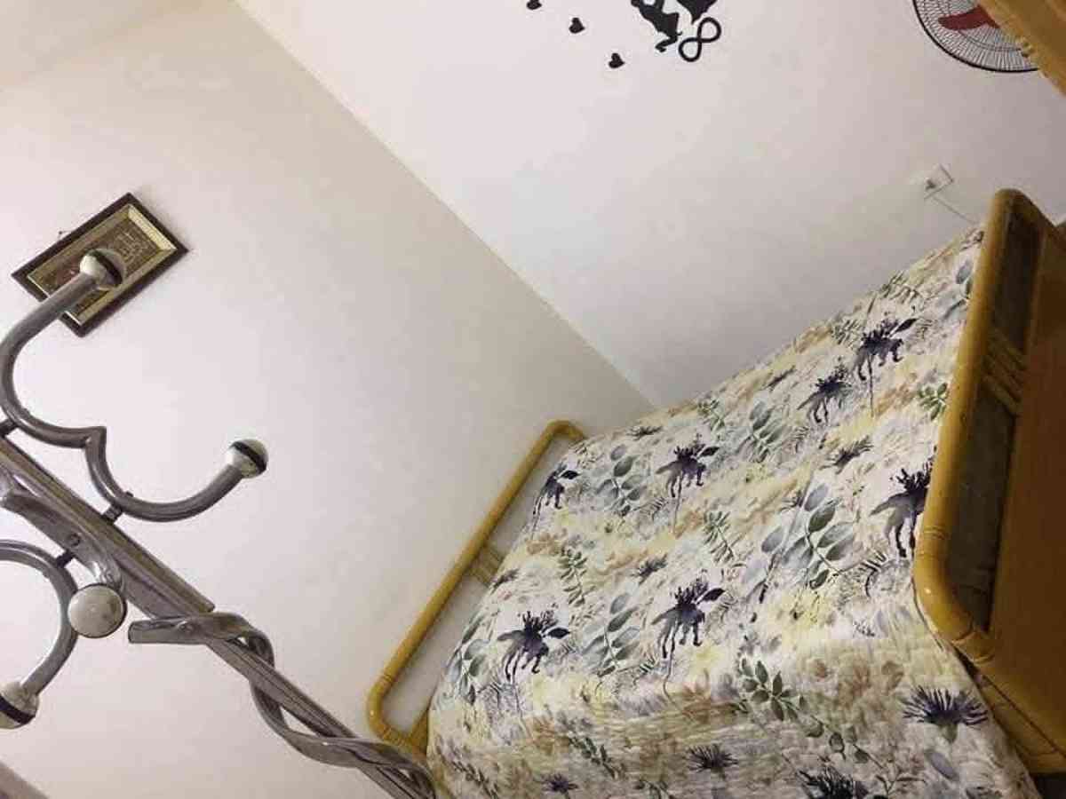 شقة 2 غرف 1 صالات طابق 2 مع فرش للإيجار