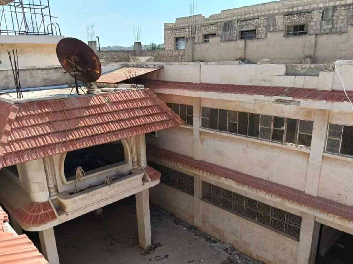 بناء 1050م² للبيع