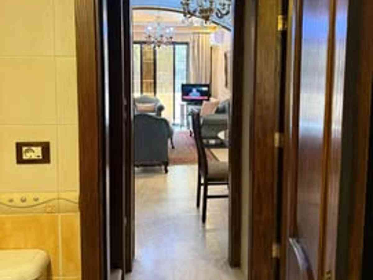 شقة 2 غرف 1 صالات طابق 1 مع فرش للإيجار