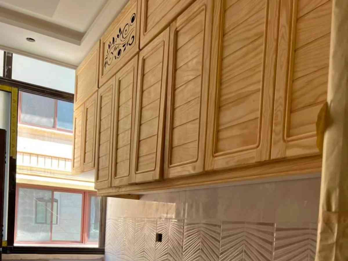 شقة 5 غرف طابق 1 للبيع
