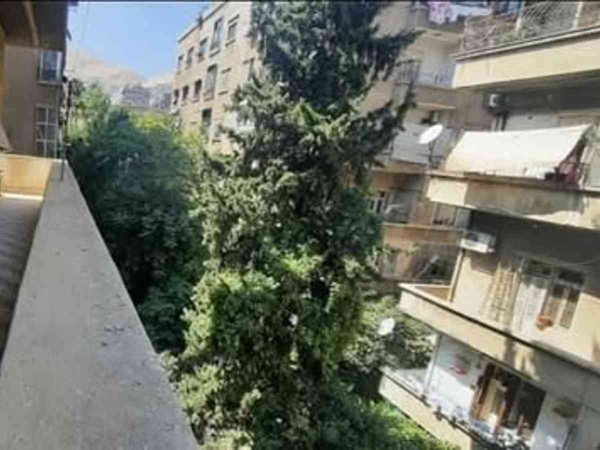 شقة 6 غرف 1 صالات 210م² طابق 2 للبيع