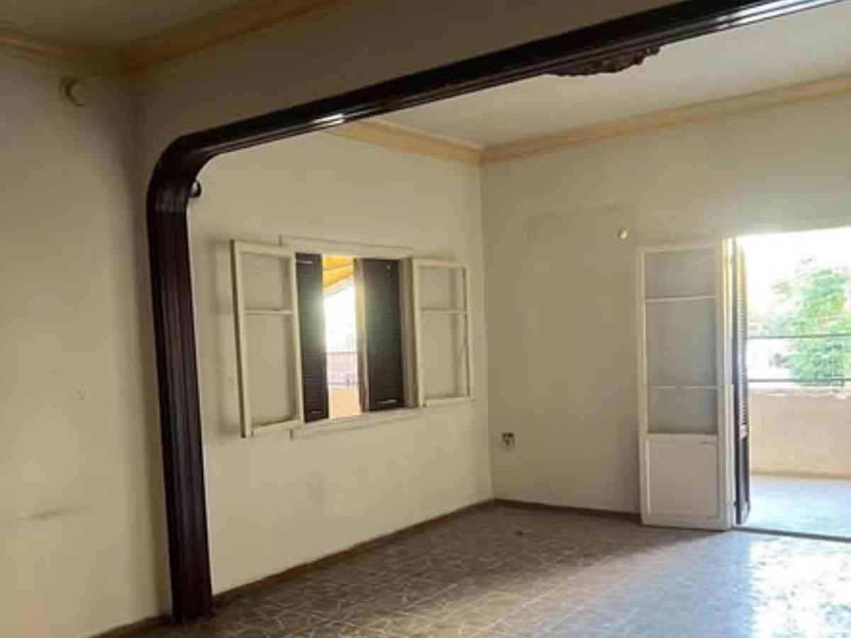 شقة 6 غرف طابق 1 للإيجار