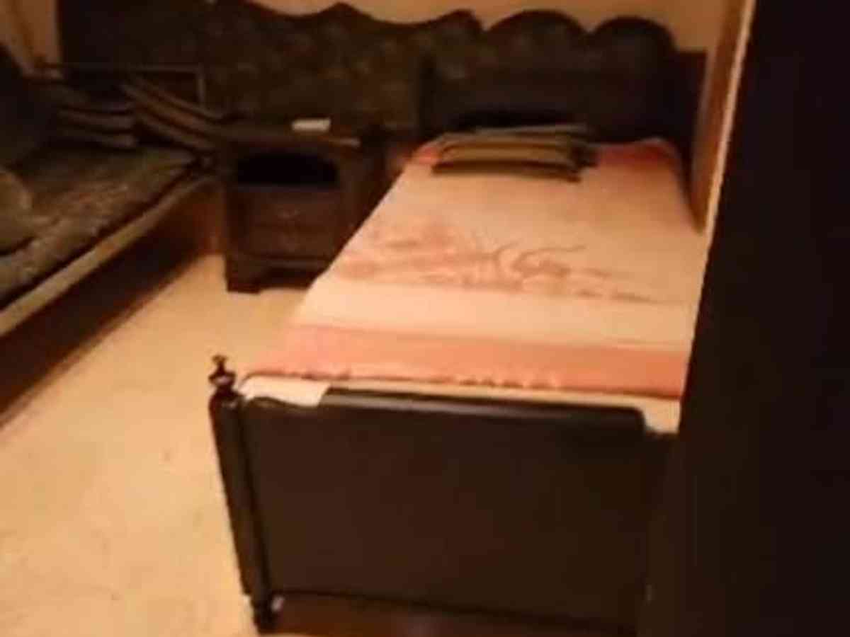 شقة 2 غرف 1 صالات مع فرش للإيجار