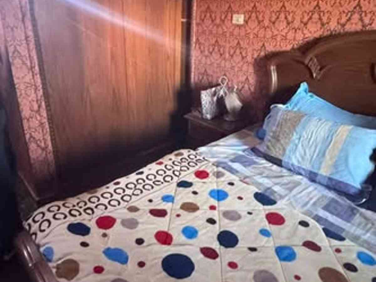 شقة 3 غرف 1 صالات طابق 3 مع فرش للإيجار