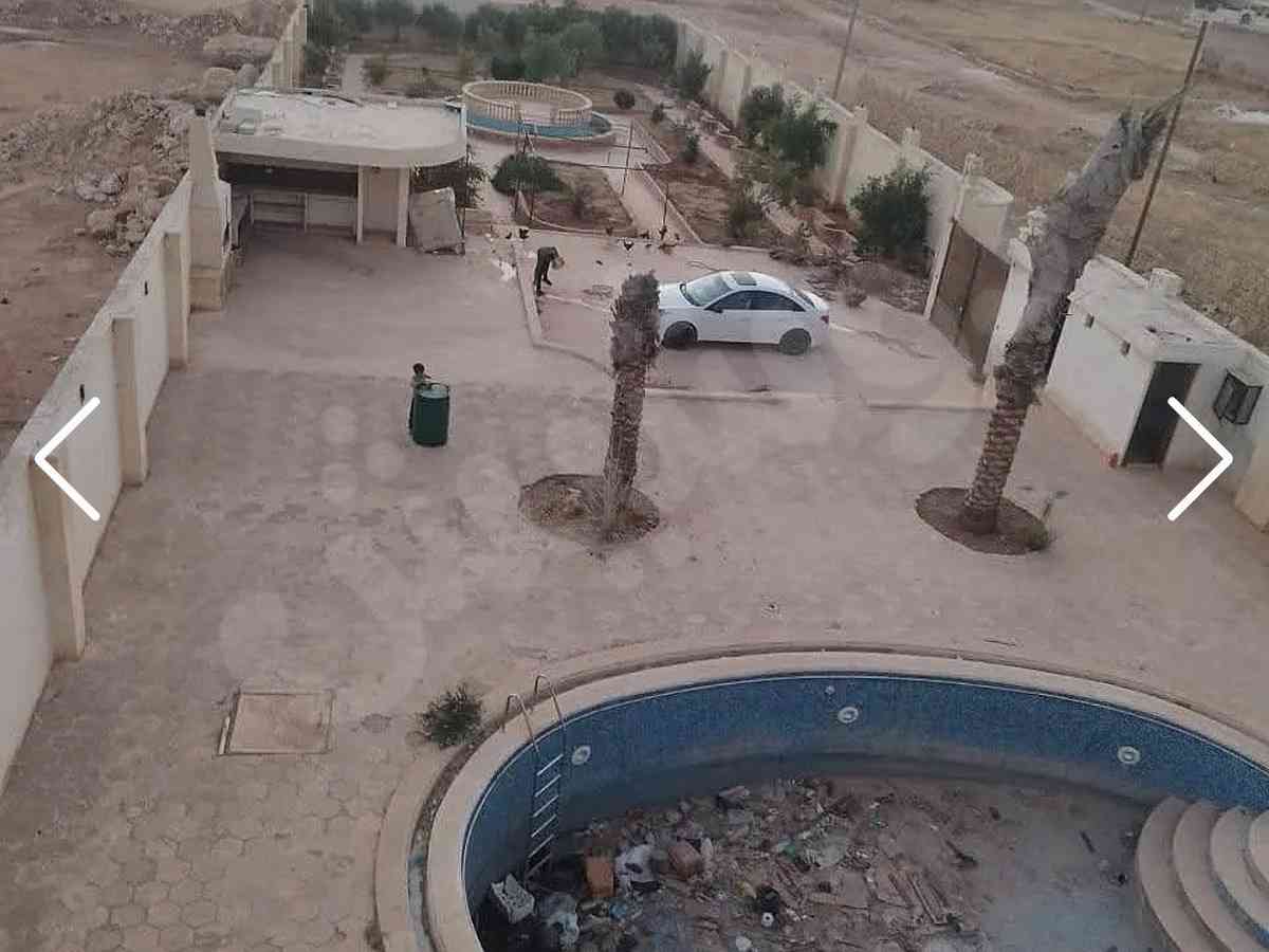فيلا 5 غرف 2 صالات 300م² للبيع