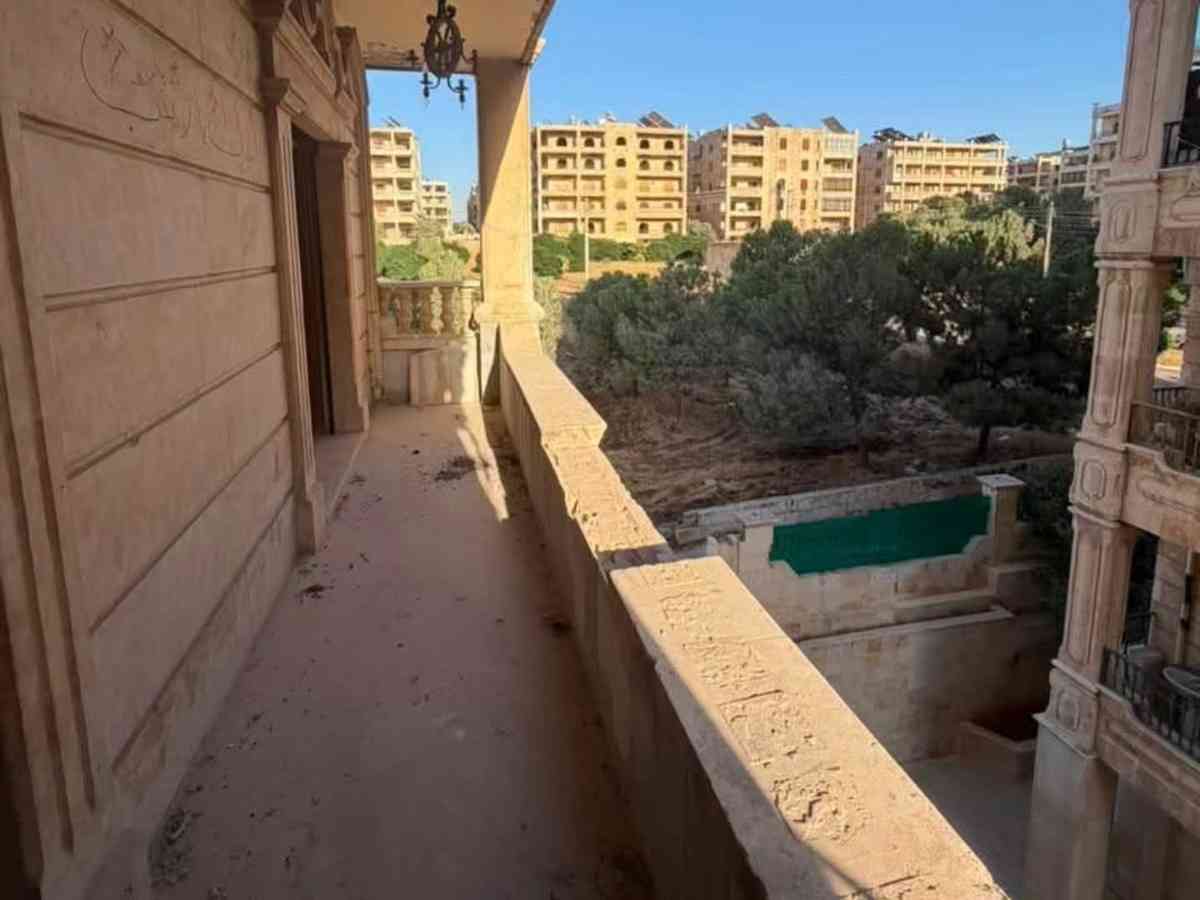 شقة 6 غرف 270م² طابق 2 مع فرش للبيع