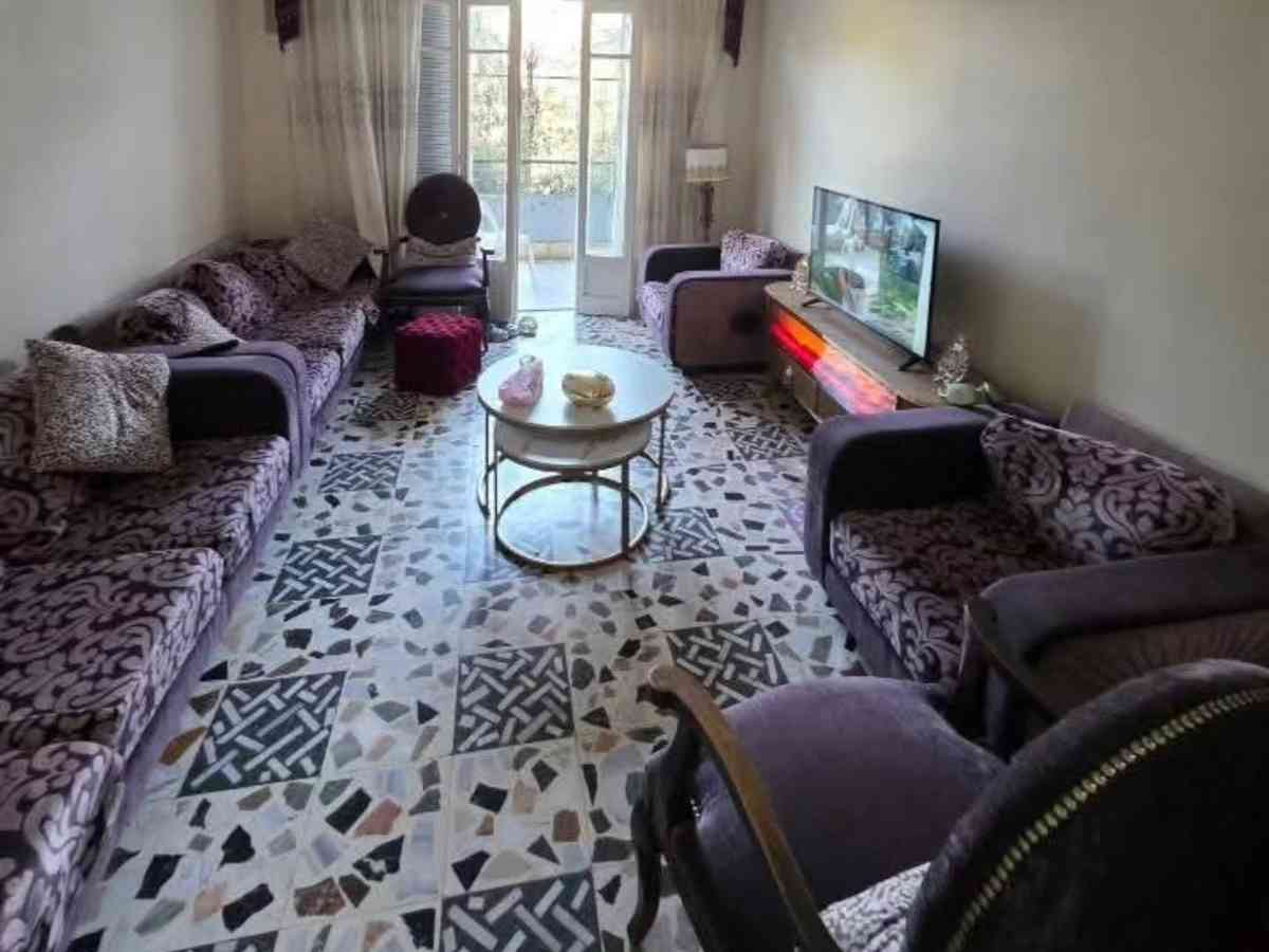 شقة 5 غرف 190م² طابق 1 للبيع
