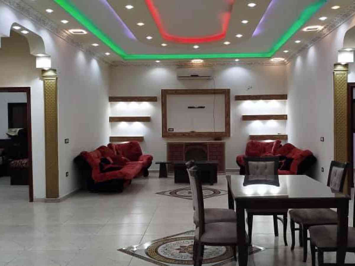 فيلا 4 غرف 1 صالات للإيجار اليومي