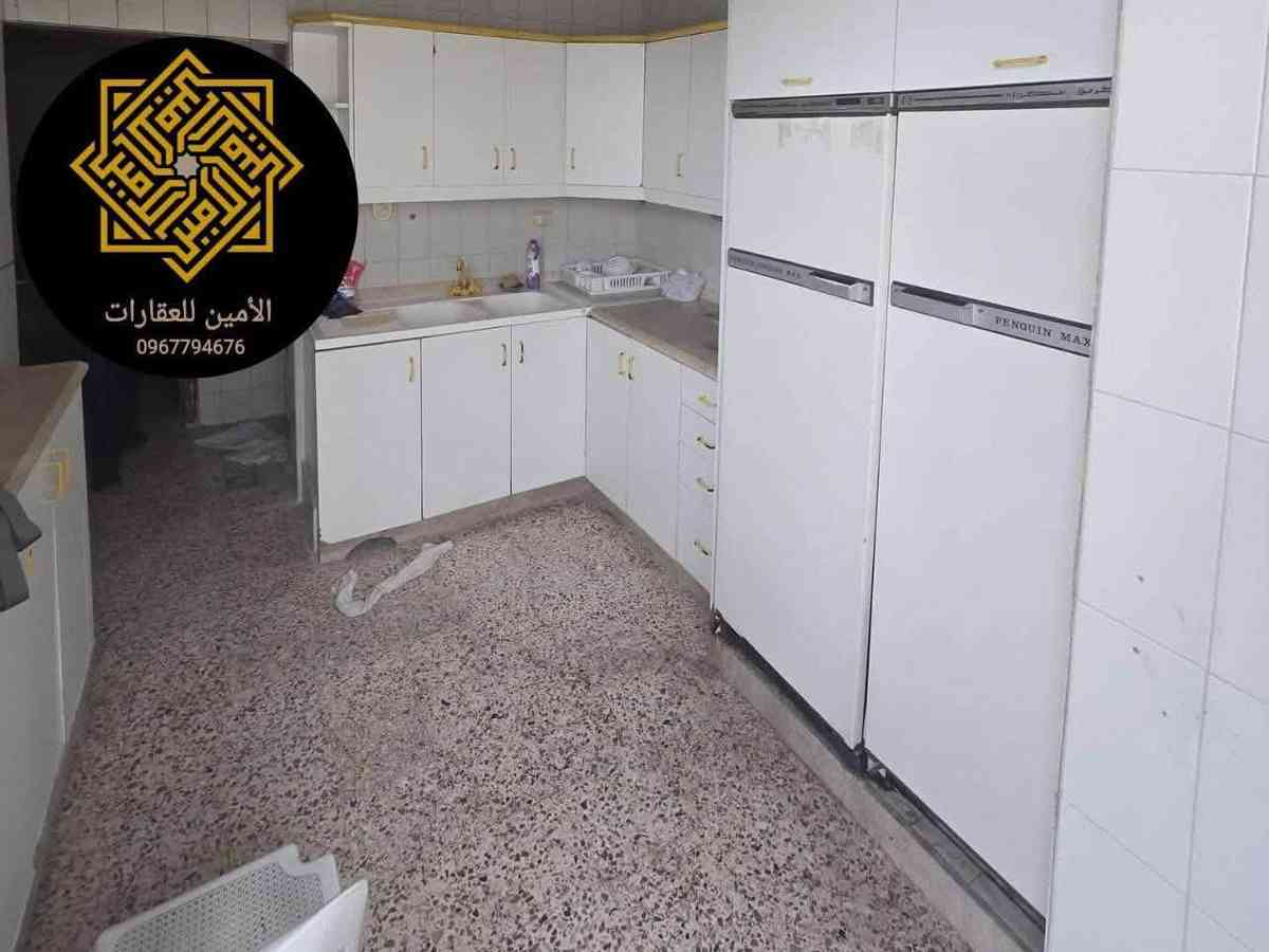 شقة 4 غرف 1 صالات طابق 1 مع فرش للإيجار