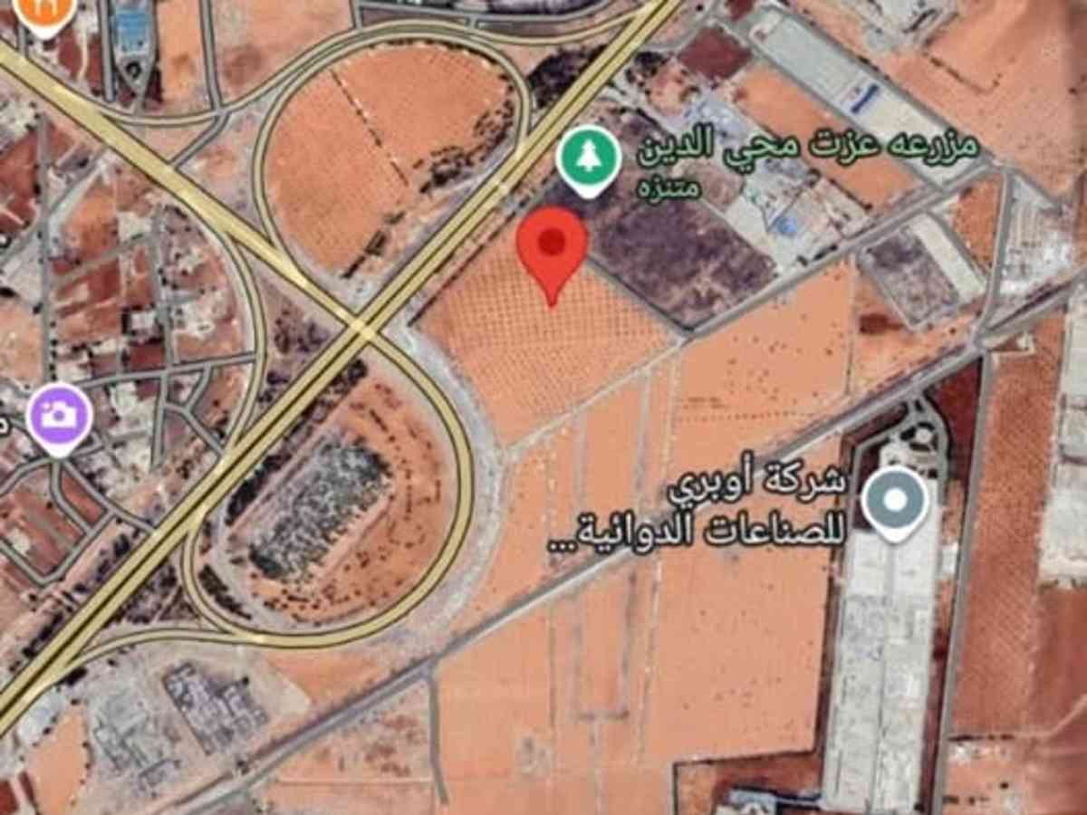 أرض 53000م² للبيع