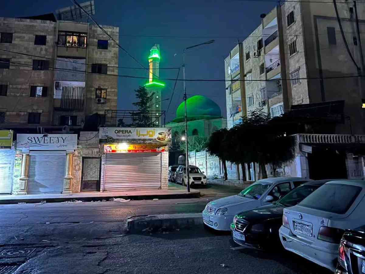 شقة 5 غرف طابق 3 للإيجار