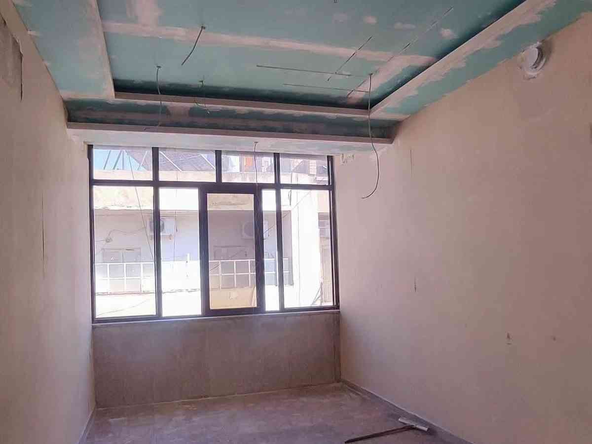 شقة 3 غرف طابق 4 للإيجار