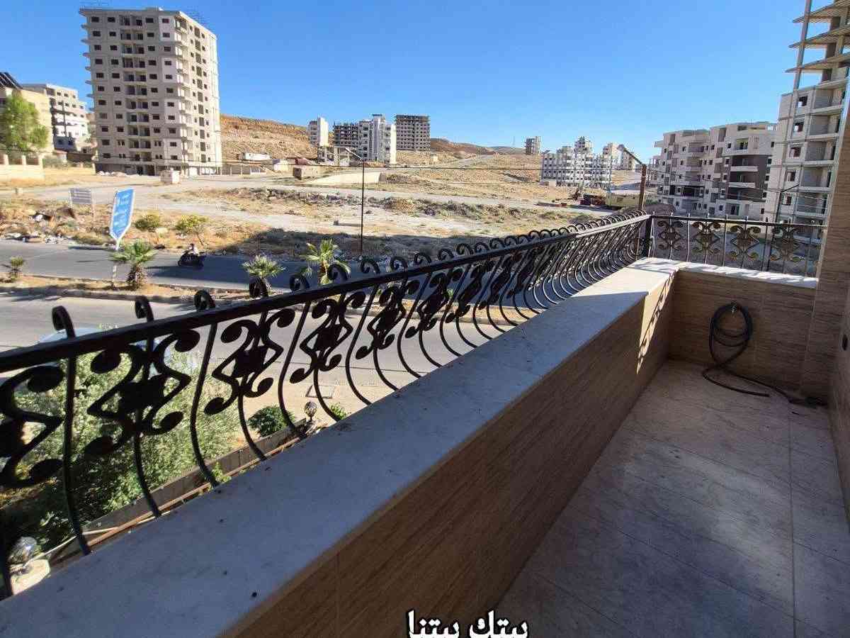 شقة 2 غرف 2 صالات 140م² طابق 1 مع فرش للبيع