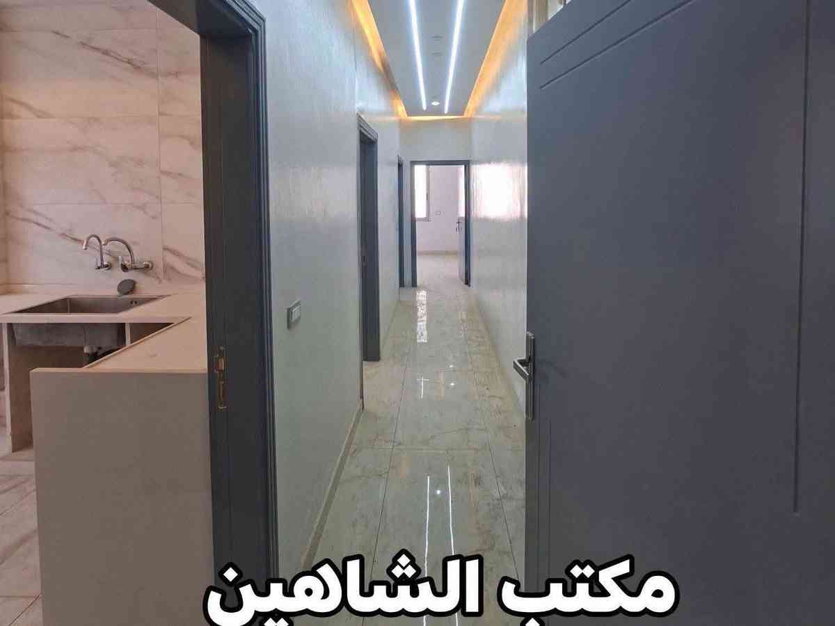 شقة 4 غرف 1 صالات 135م² طابق 4 للبيع